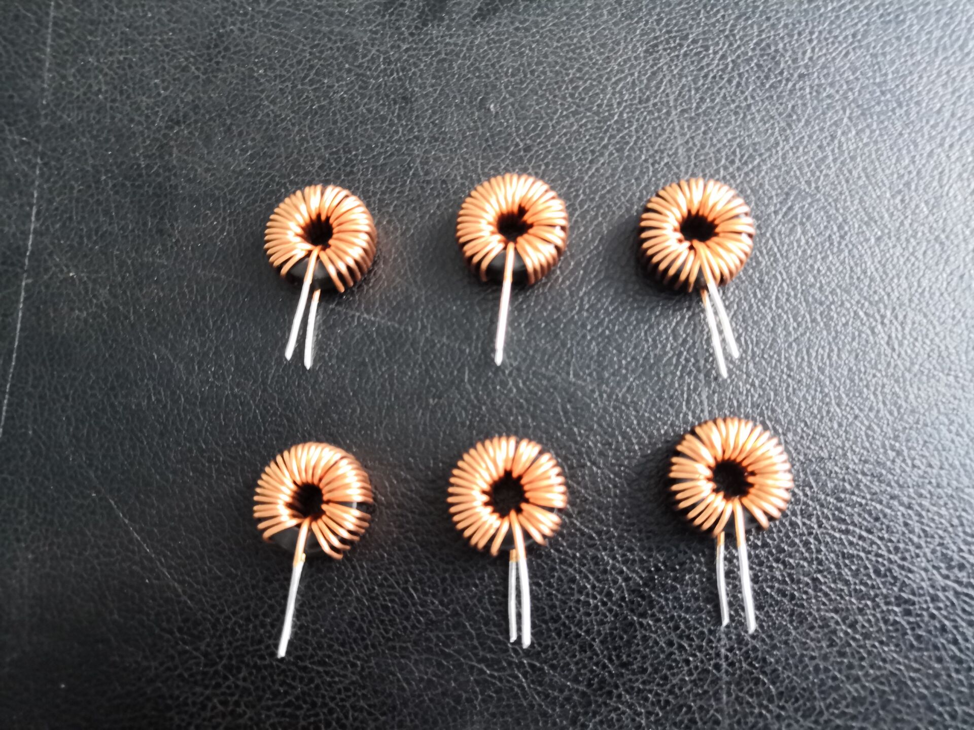 080鐵硅鋁磁環(huán)電感 080鐵硅鋁磁環(huán)電感